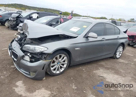 2011 BMW 528I z USA, uszkodzony, nr VIN WBAFR1C5XBC750615
